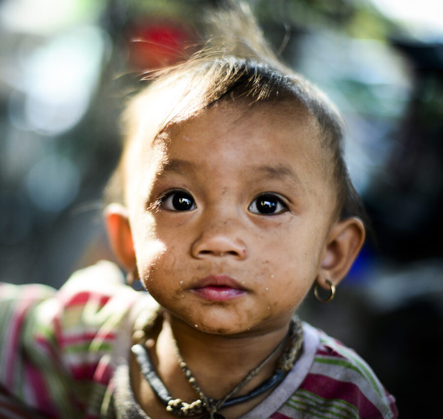 Lille pige fra cambodja