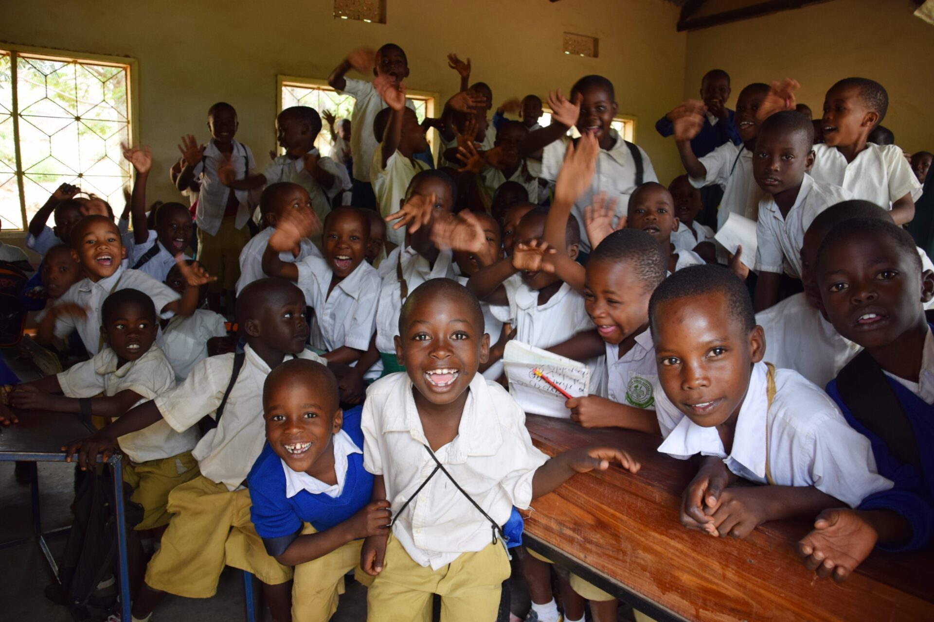 Hjælp børn i Tanzania og Zanzibar