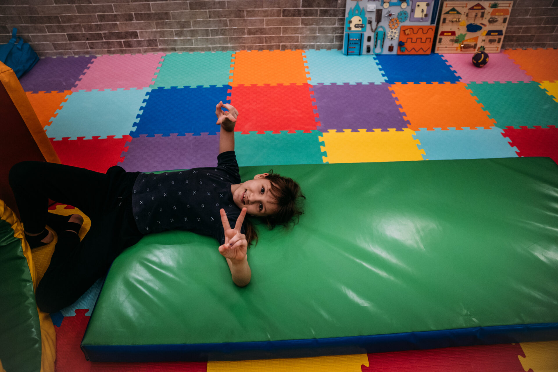 Der leges og slappes af i trygge omgivelser