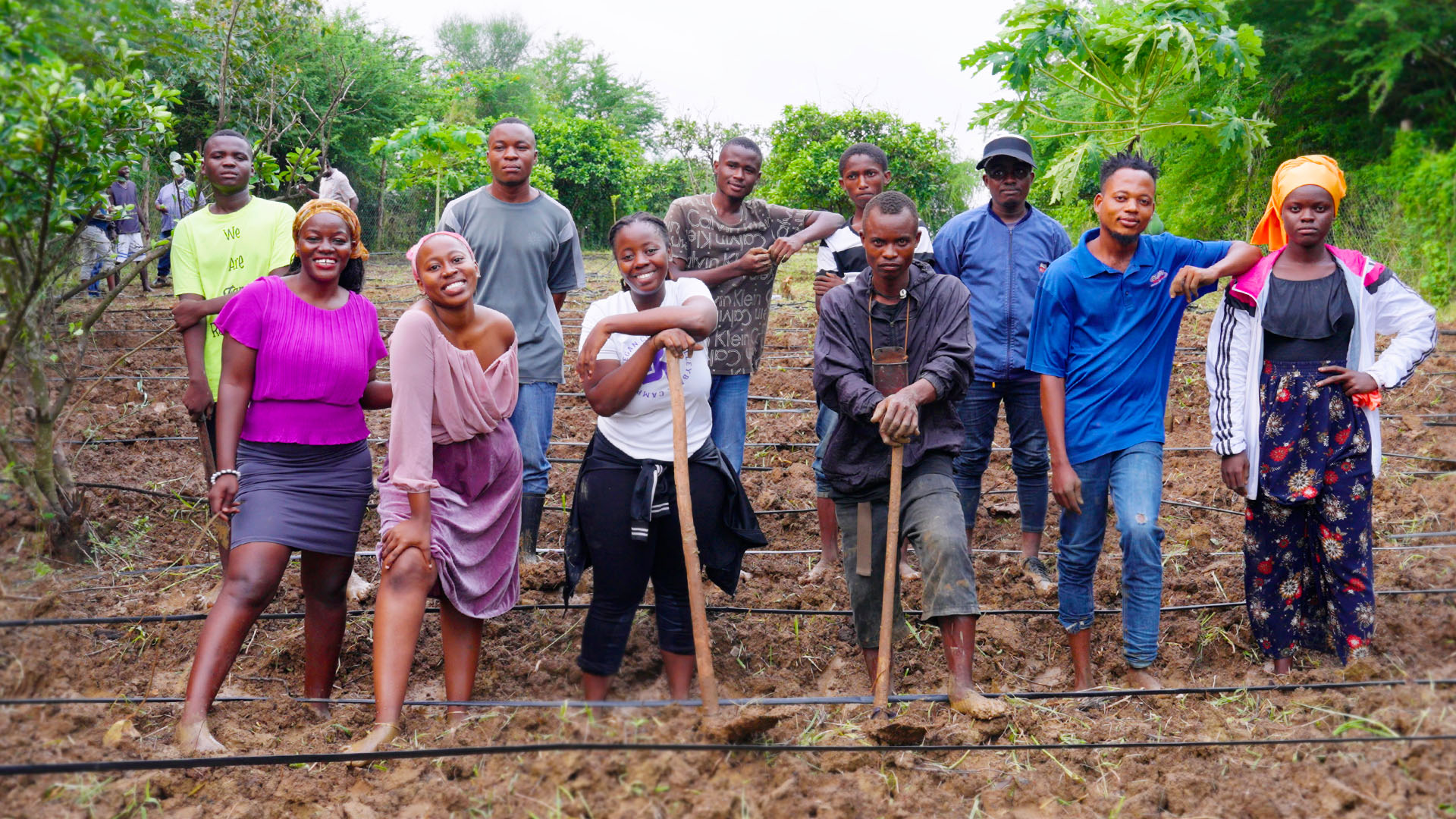 Udsatte unge går sammen om nye metoder i landbruget. Mød dem i det globale forløb Youth Unite for Global Change