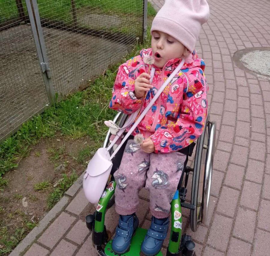 Lillia i rehabilitering i Ukraine