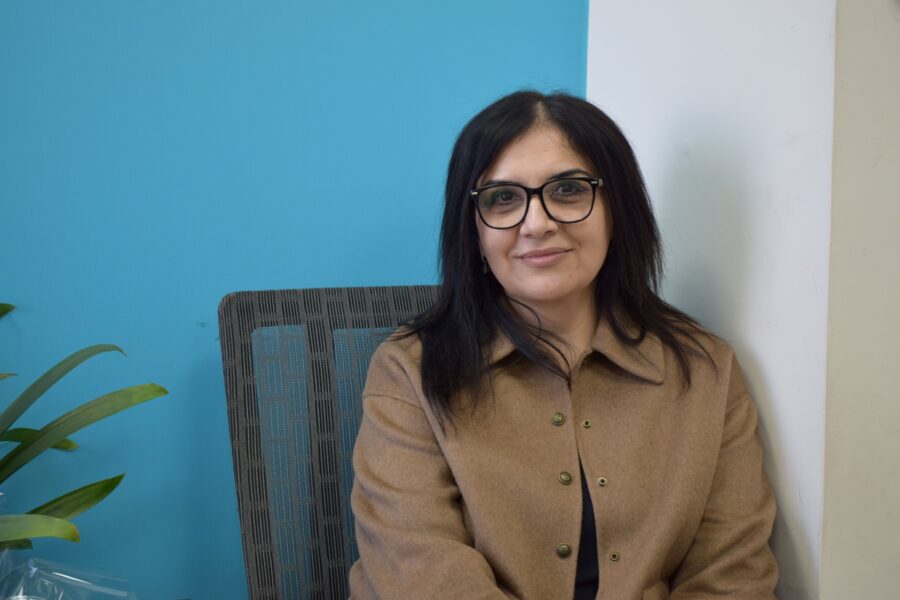 Portræt af Ghada Hirzallah, national direktør for SOS Børnebyerne i Palæstina